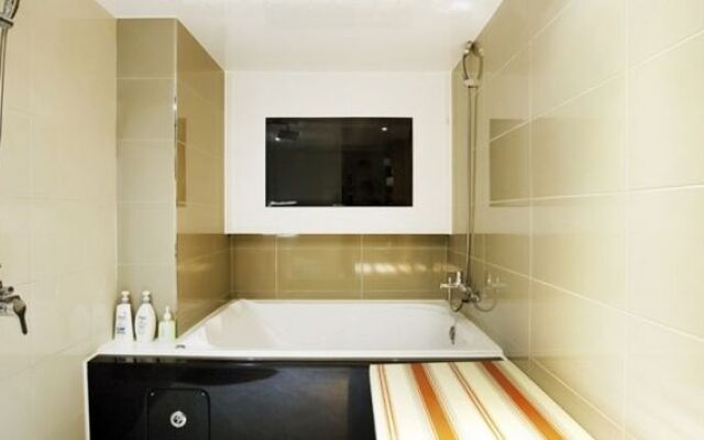 Film 37.2 Hotel