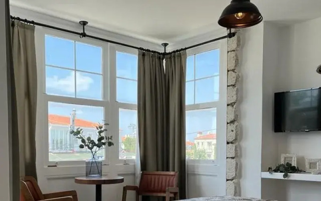 Alaçati Moonbox Hotel