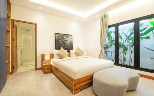 Chic 3BR Villa Modern Comfort in Central Seminya