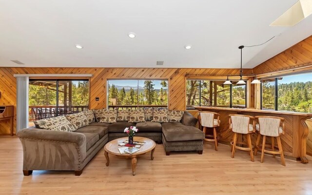033 - Bruin Trail Retreat