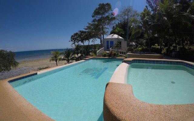 Maria Nico Mystic Island Resort