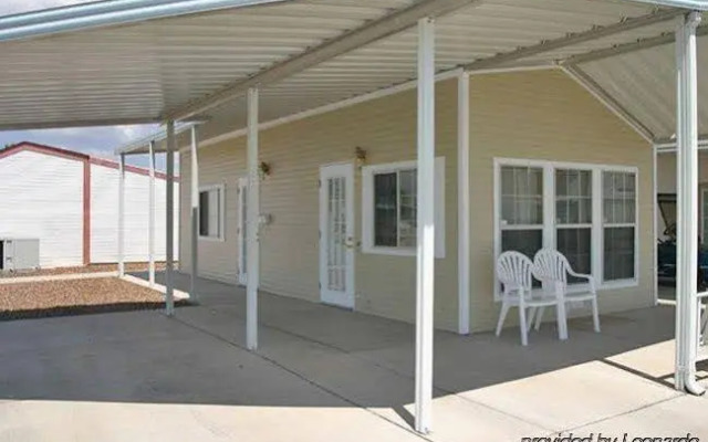 Voyager Resort Inn