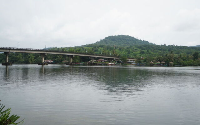 Tatai Resort & Marina