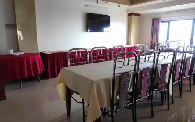 Ngoc Mai Hotel