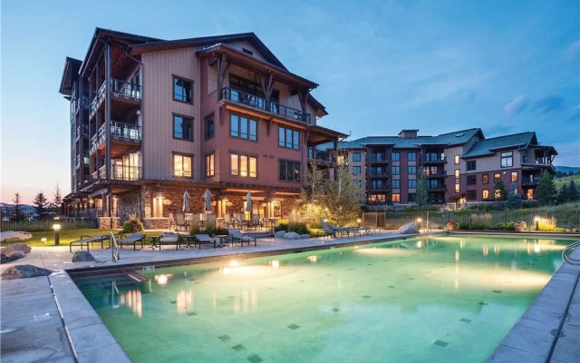 Trailhead Lodge 4106