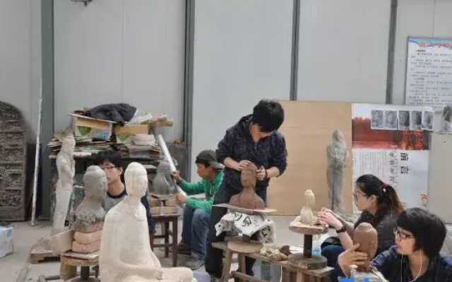 Tianshui Maiji District District Artists‘ home