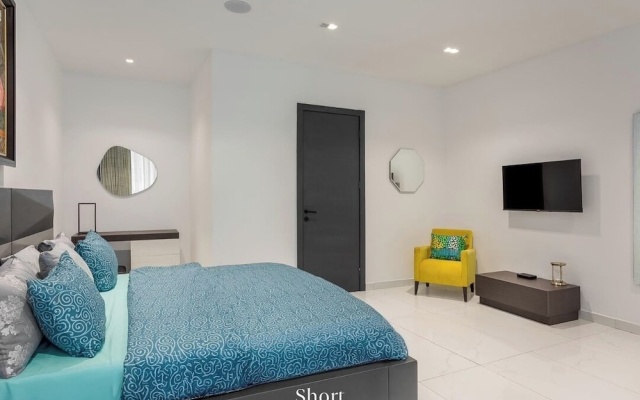 Short Stays By CW