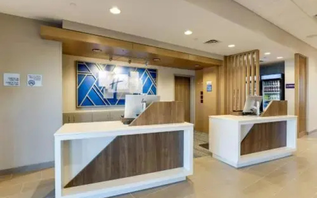 Holiday Inn Express Holly Springs Raleigh Area by IHG