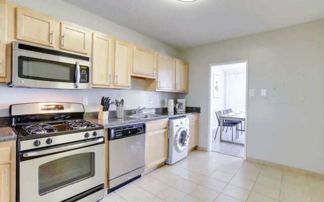 Stylish & Fantastic apt in Crystal City