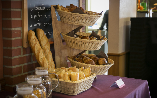 Brit Hotel Rennes - Le Castel