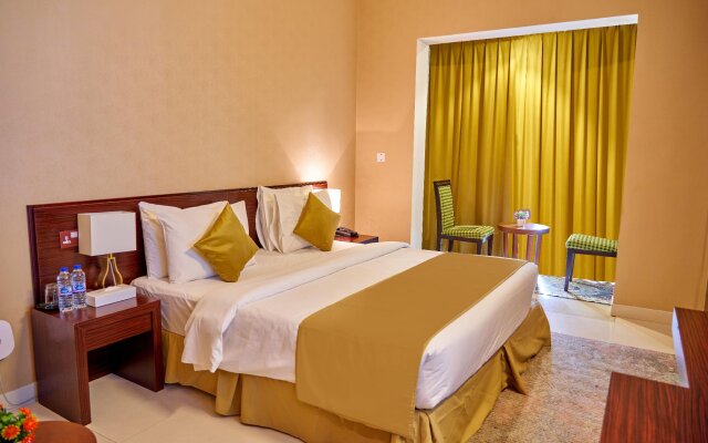 Сlick Square Hotel