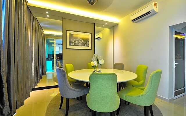 Violet Luxury Service Villa