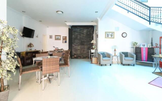 Ge JacMart Homestay Makassar