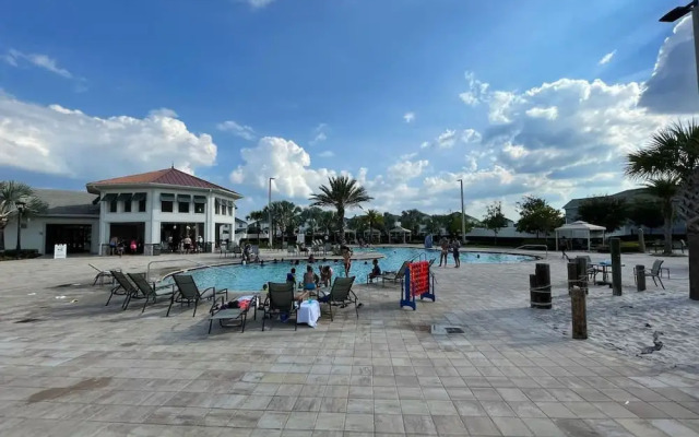 Luxury fun 9BR Near Disney Villa