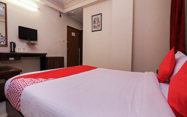 OYO 16050 Amer City Heritage Hotel