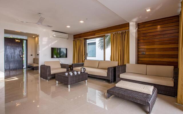 Saffronstays De La Mer