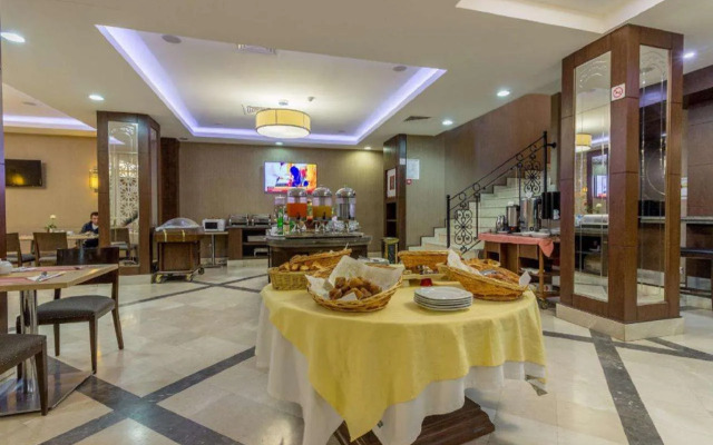 Hotel Tadj El Mouada