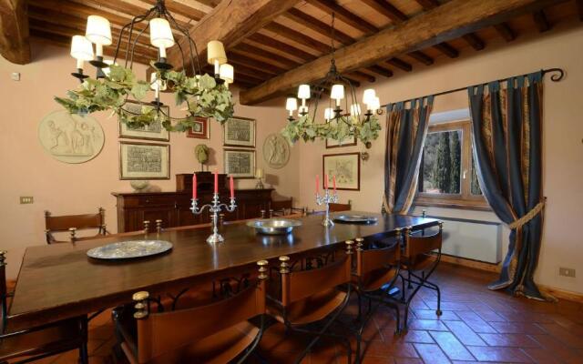 HOSTAL DE TODI 12, Emma Villas