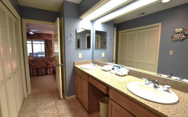 Brigantine Quarters 206