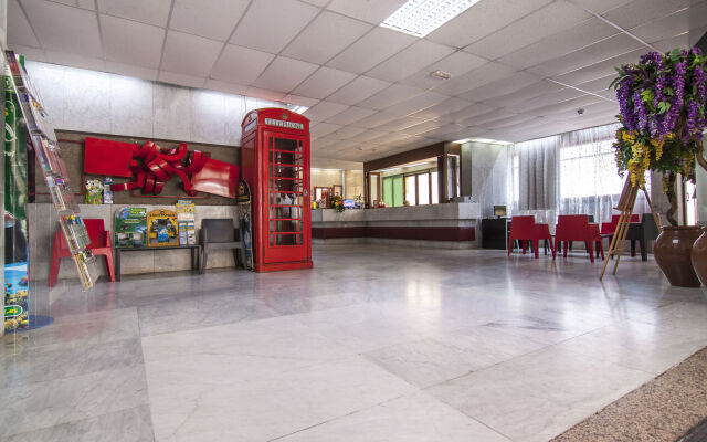 Corona Roja Apartments