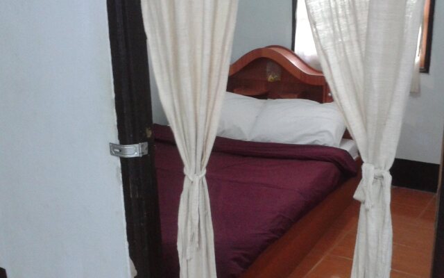 Huen Oongsa Hotel