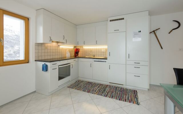 Cozy Apartment in Grächen near Forest