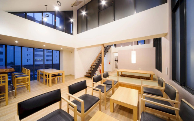 Oak Hostel Cabin