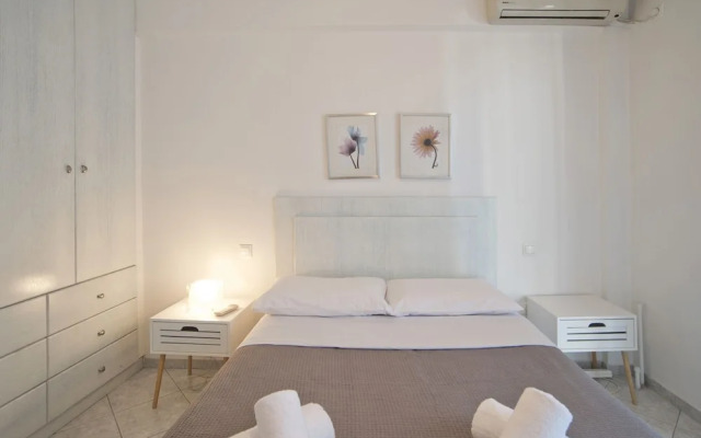 Blue Nest in Dafni With 1 Bedrooms and 1 Bathrooms