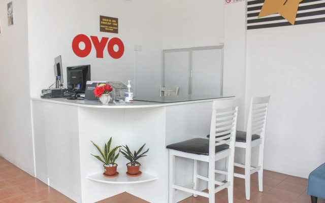 OYO 90035 Star Hotel