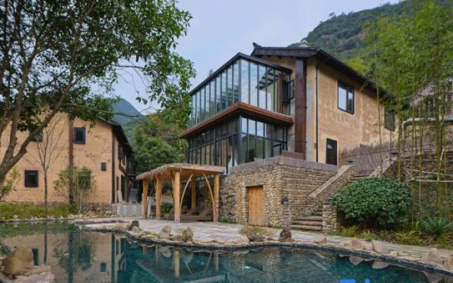 Qizhu Qinglongwu Boutique Hostel