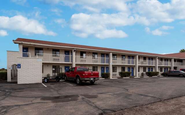 Motel 6 Eloy, AZ - Casa Grande