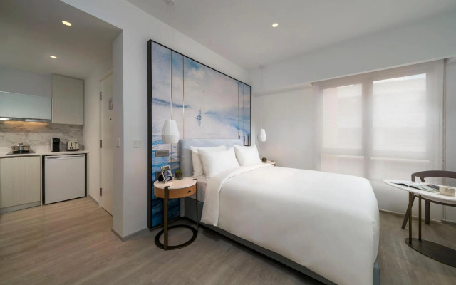 Lanson Place Winsland, Singapore