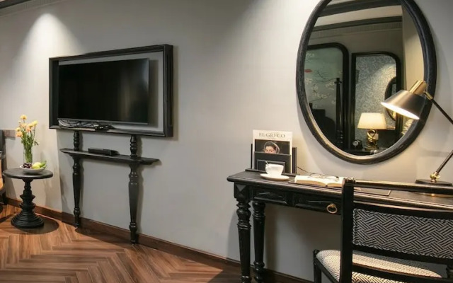 The Legend Hanoi Hotel