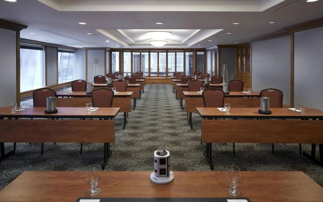 Delta Hotels by Marriott Montreal