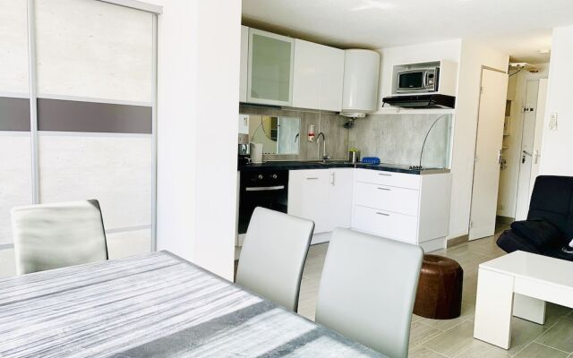 T2 Entièrement Rénové à 100m du Village Naturiste : Cap Estivales