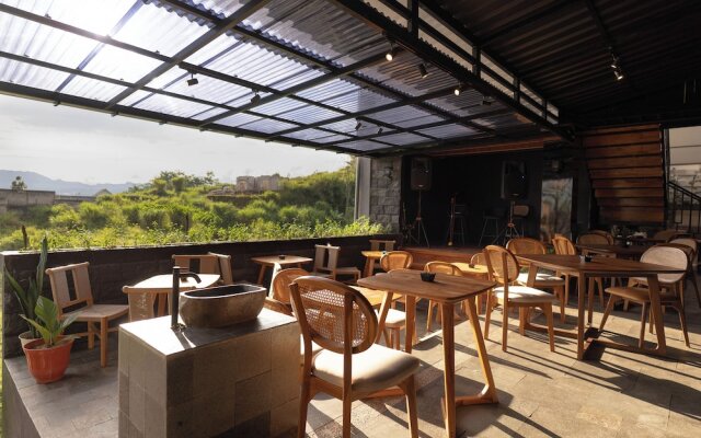 Eagle Hotel Wonosobo, Azana Hotels Collection