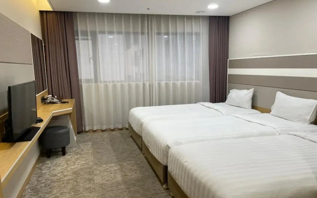 THE RECENZ Dongdaemun Hotel