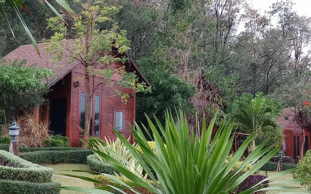 Mai Ngern Mai Thong Resort