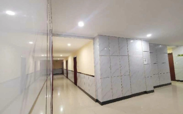 Dongzhi Lijiang Hotel