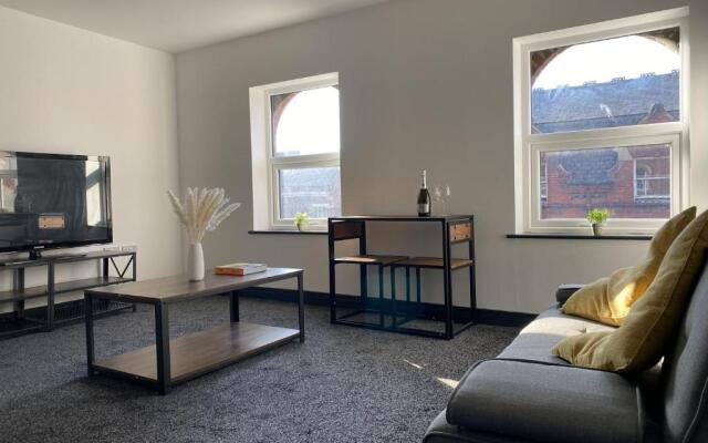 City Center Top Floor Executive Flat