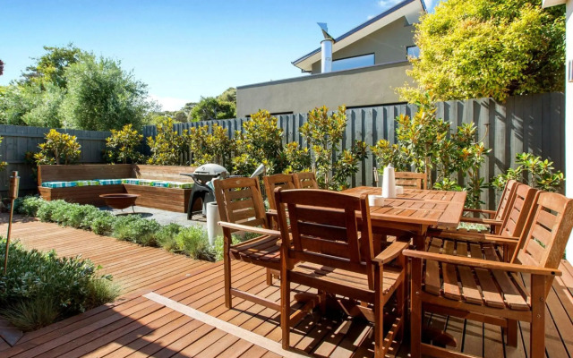 Waikiki - Blairgowrie