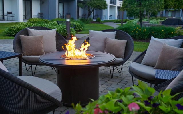 Courtyard by Marriott Detroit Troy