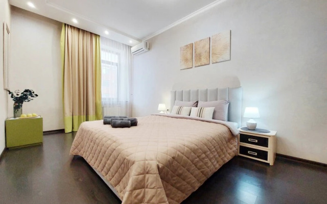 UT Меридианная 1а