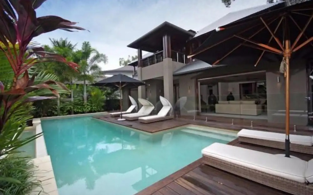 26 Beachfront Mirage