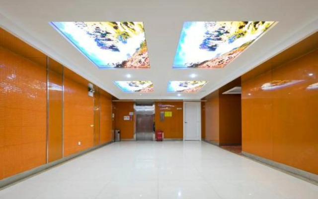 Shengjing Yijia Hotel