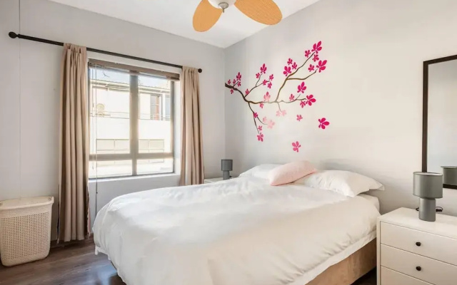 3-bed, Sleeps 6, Free Parking
