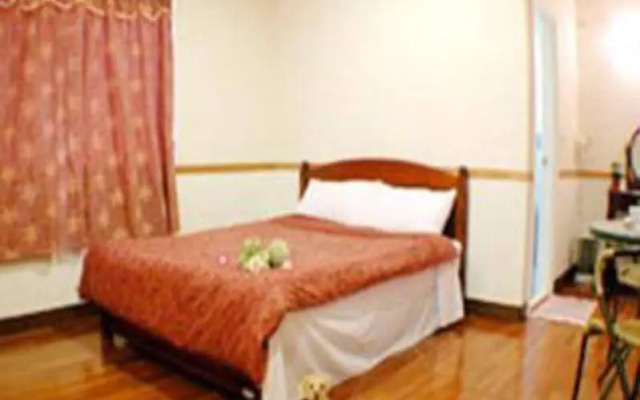 Chenyuan B & B