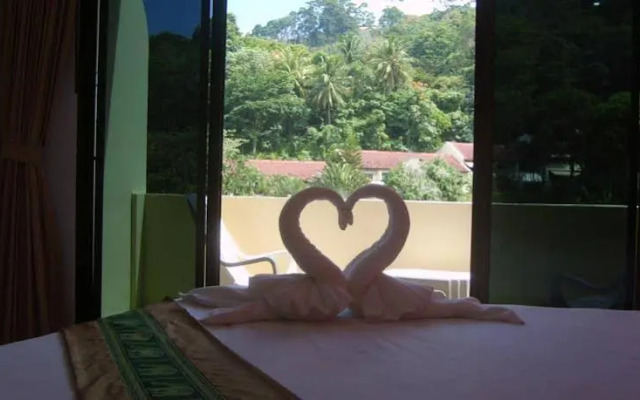 Patong Bay Guesthouse
