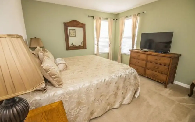 The Stirling Luxury Solterra Vacation Home