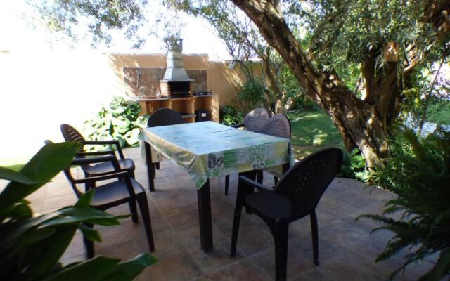 Rural house with private pool, new and beautiful garden